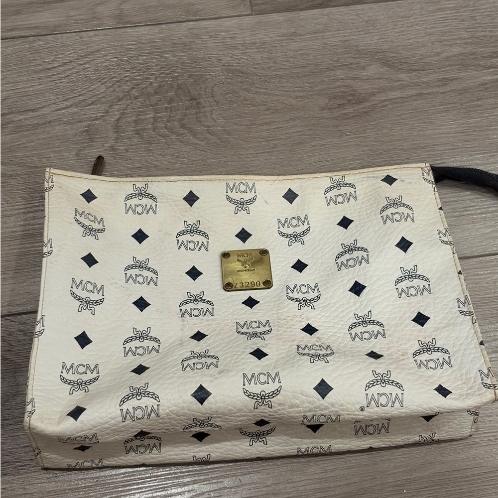 MCM Visetos Vintage travel pouch zipper
